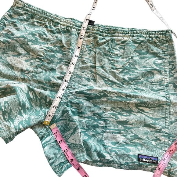 Patagonia 5" Baggies Shorts Sketchy Fish Gem Green Medium (L / XL Fit: See Note) - Picture 13 of 14